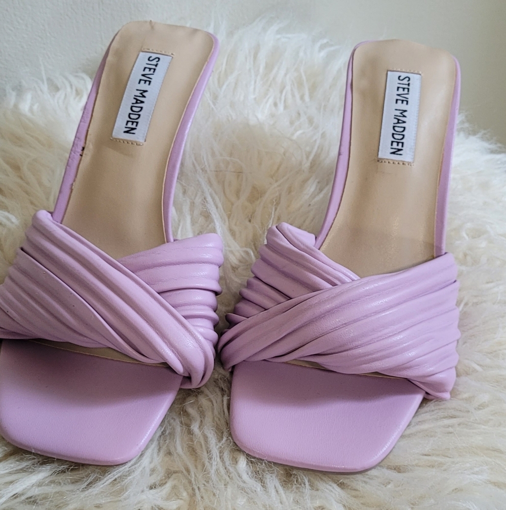Steve Madden Purple Slip On Heal with Knotted Design